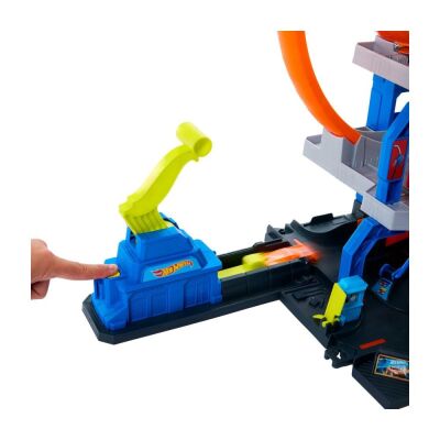 Hot Wheels City Mega Garaj Oyun Seti JBM74 - 3