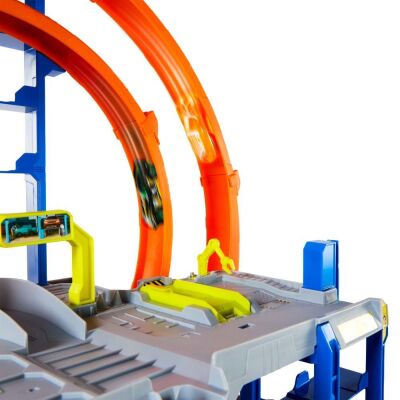 Hot Wheels City Mega Garaj Oyun Seti JBM74 - 6