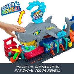 Hot Wheels Köpek Balığı Yıkama HTN82 - 4