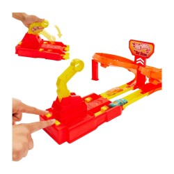 Mattel Hot Wheels Ralli Kazası Yarış Pisti Seti JFD11 - 4